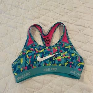 Girls sports bra​